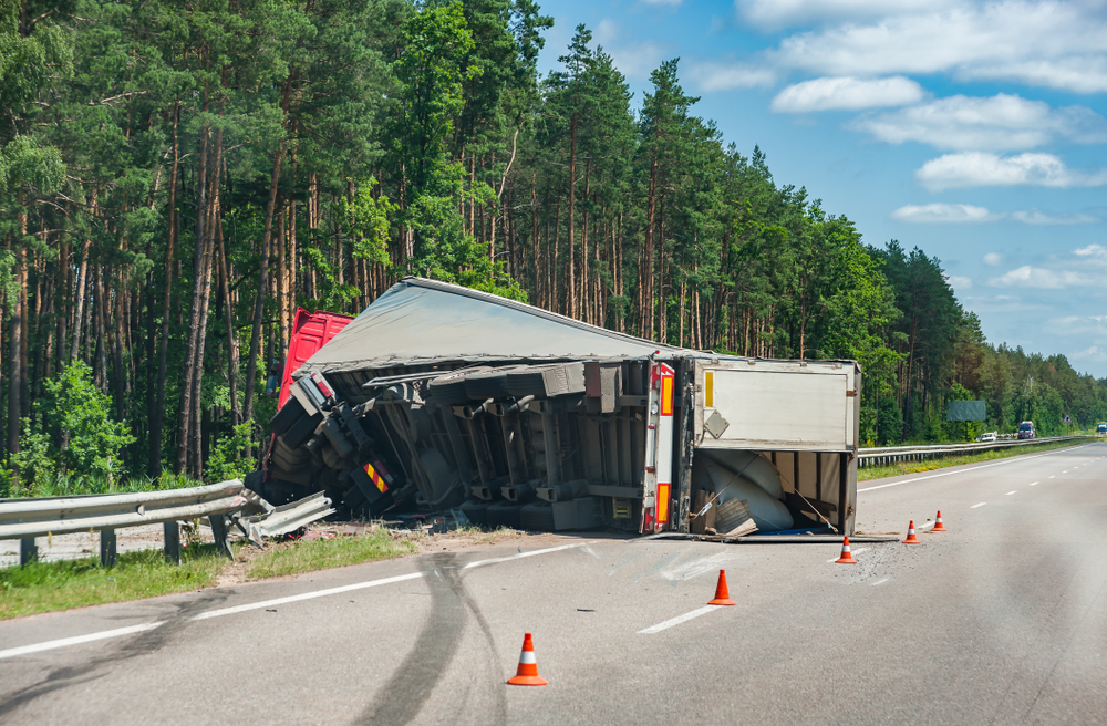 Accident,On,Autobahn,-,Rollover,Truck,On,Road,,Car,Crush.